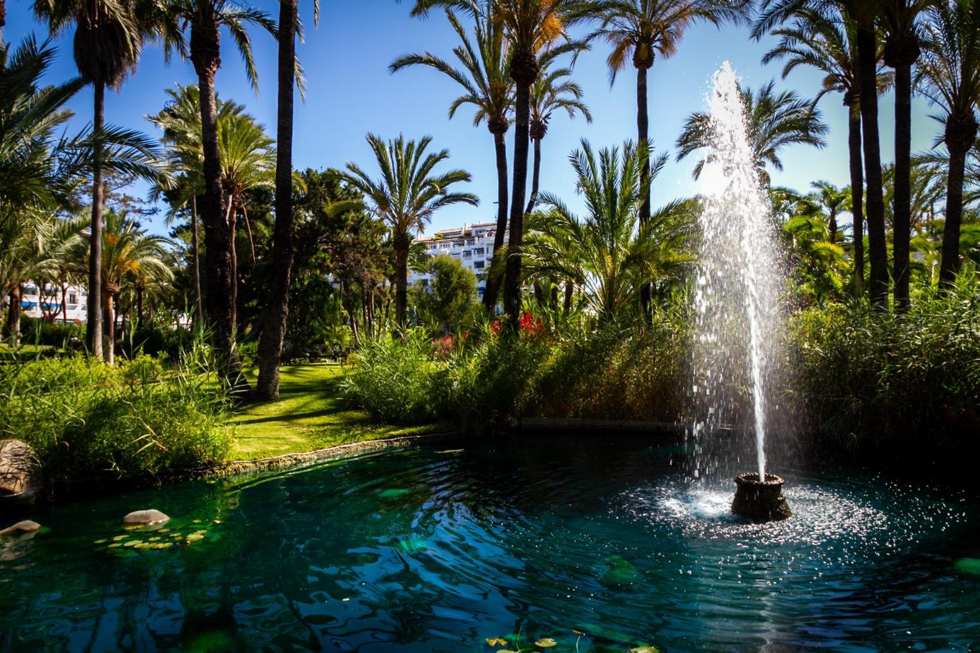 Marbella Banus Suites - Lily Playas Del Duque Banus Beach Apartment Eksteriør billede